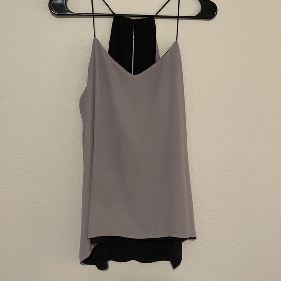 Reversible Black / Gray Tank Top - Picture 5 of 5